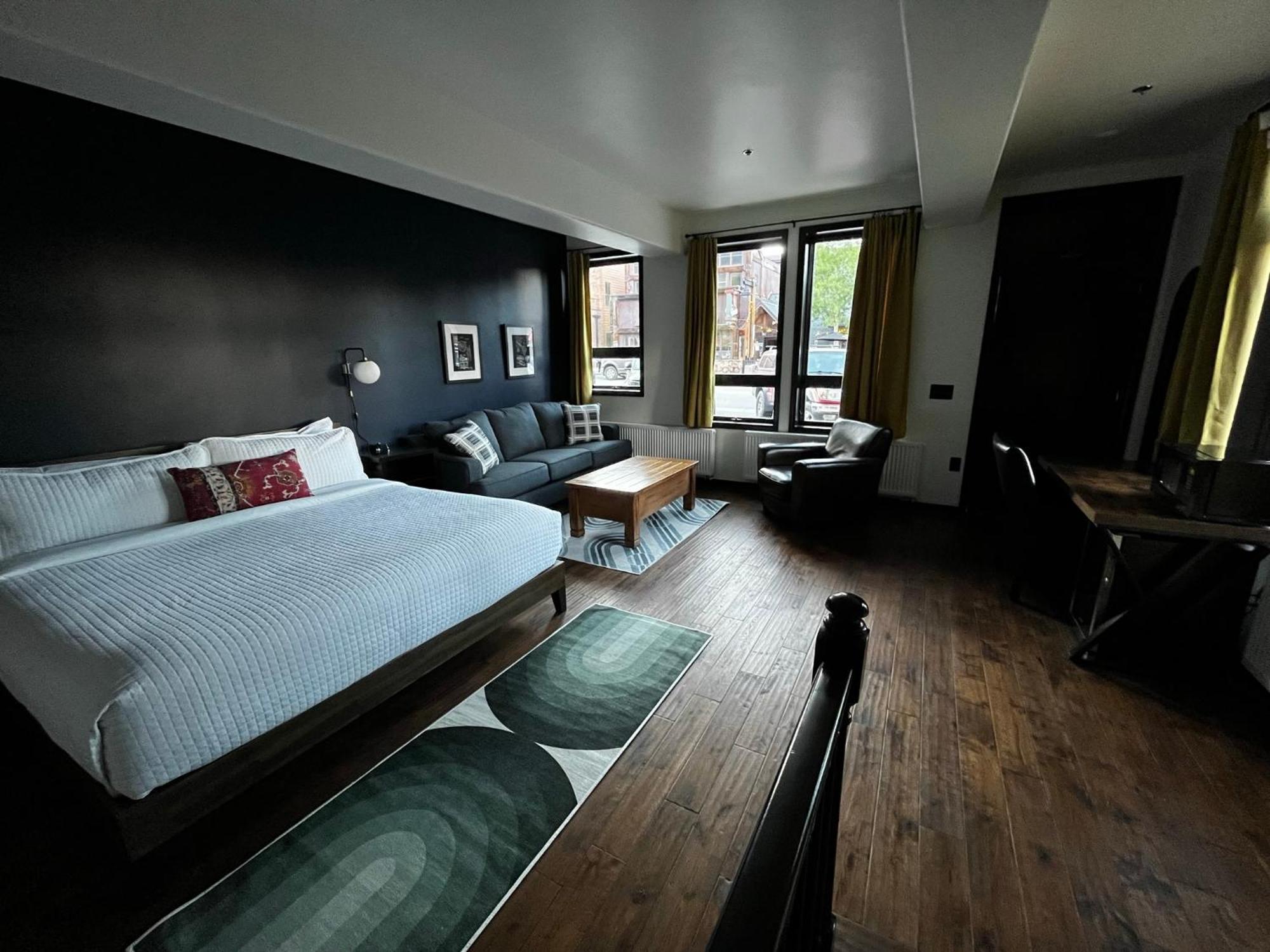 Hotel Frisco Buitenkant foto